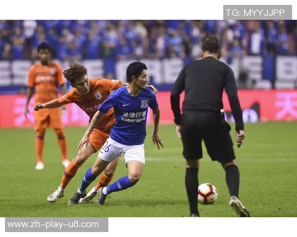 鲁能与申花激战正酣现场直播全程回顾精彩瞬间与赛后分析